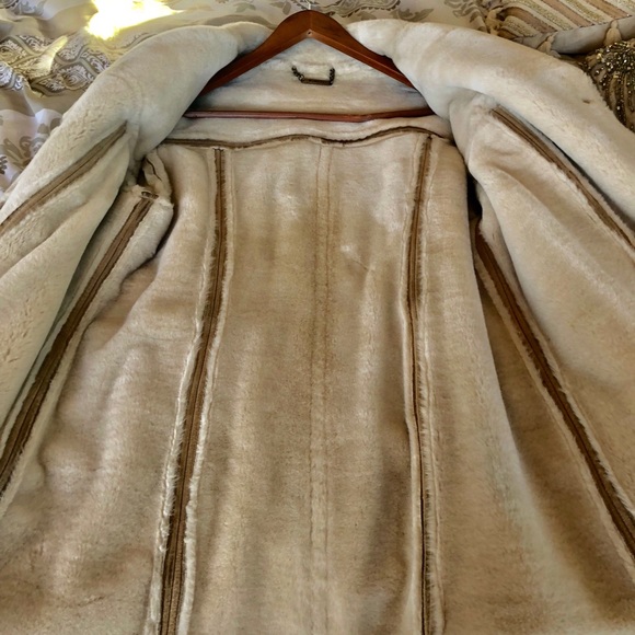 Aspen-style fabulous coat! - Picture 2 of 8